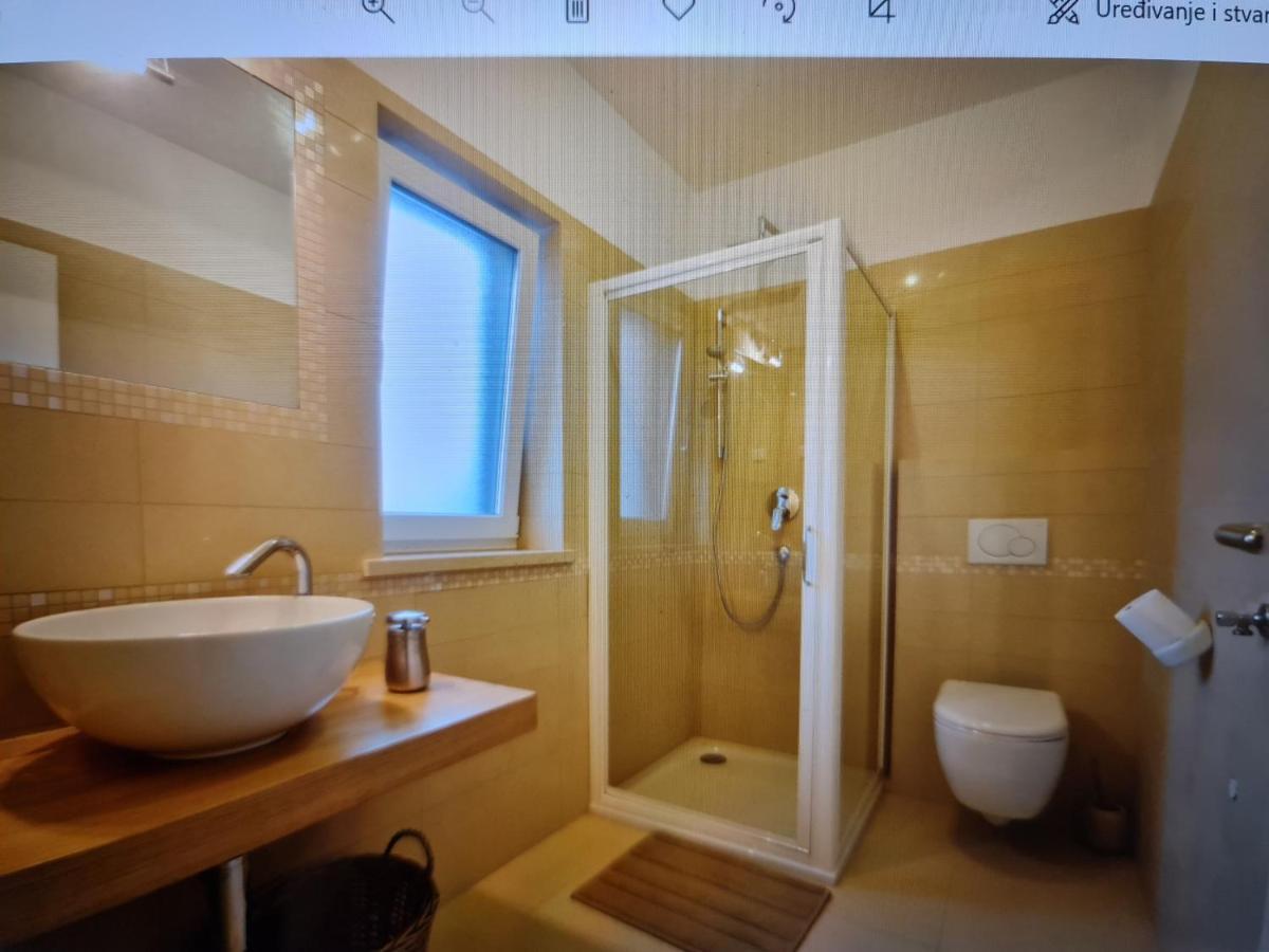 Apartmani Val Pula Exteriér fotografie